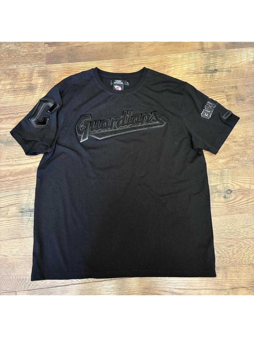 Cleveland Guardians Pro Standaed black t-shirt XL